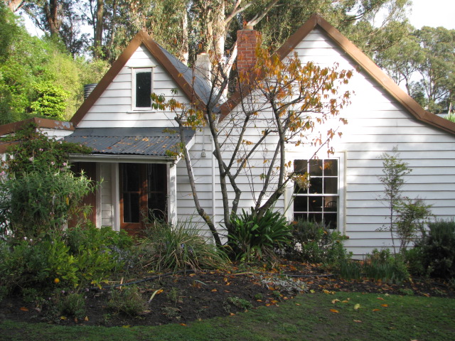 Side view of Stoddart Cottage