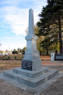 A photo of the Burwood war memorial
