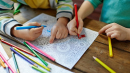 children colouring in 