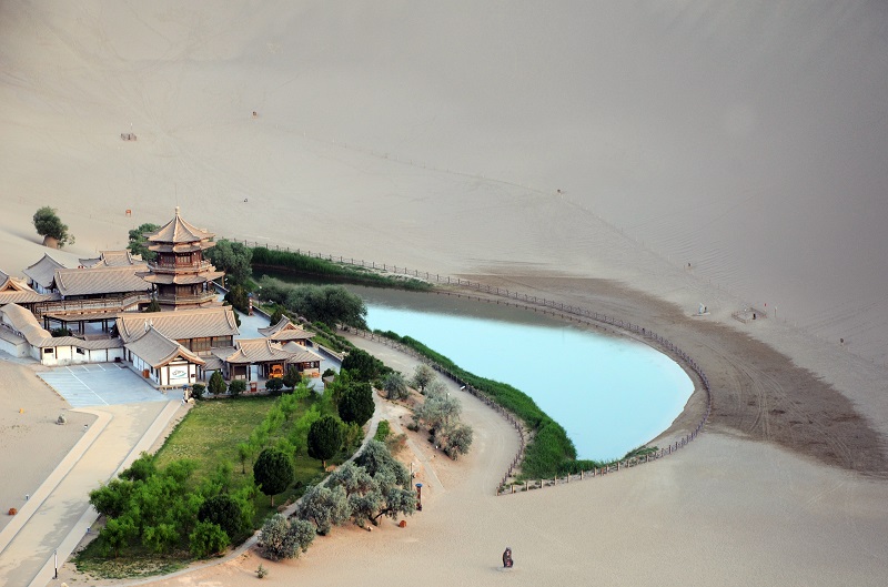 'Crescent Moon Spring in Dunhuang